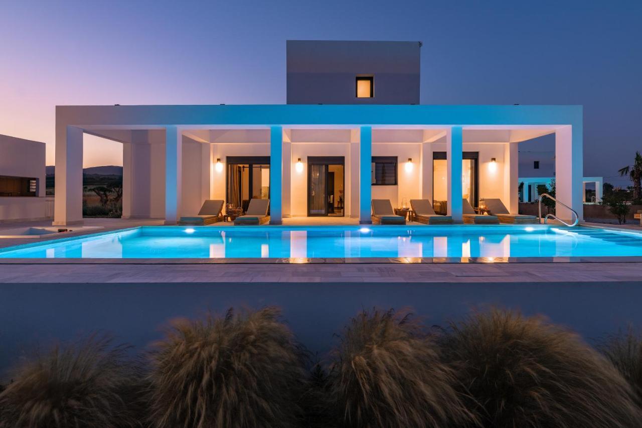 Seastar Villa, Villa Lakhania